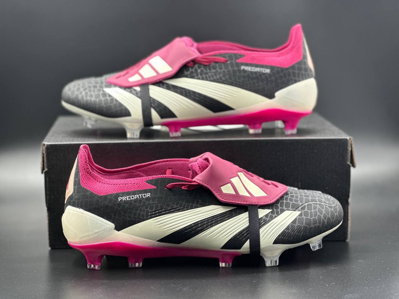 Футбольные бутсы Adidas Predator Elite Bellingham фиолетовые черные