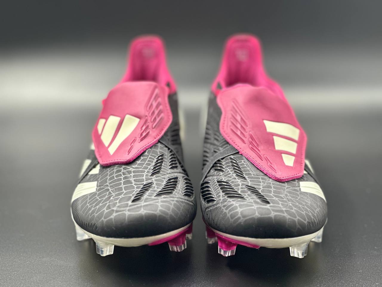 Футбольные бутсы Adidas Predator Elite Bellingham фиолетовые черные