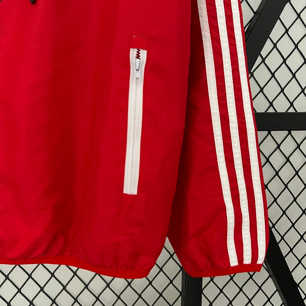Ветровка Манчестер Юнайтед 23-24 adidas Originals красно-черная