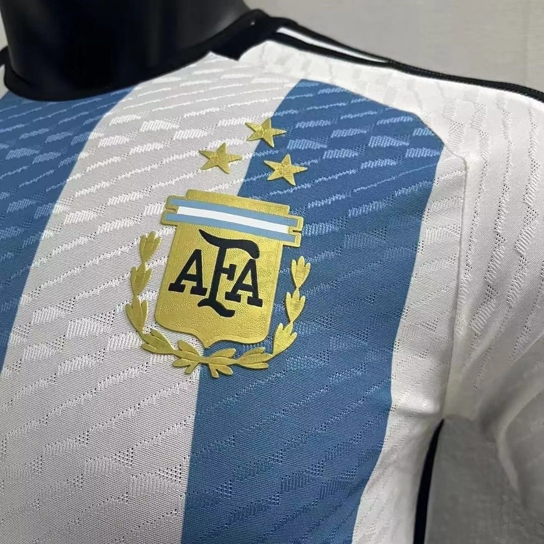 Игровая футболка Аргентина 3 звезды домашняя QATAR 2022 + чемпионский патч